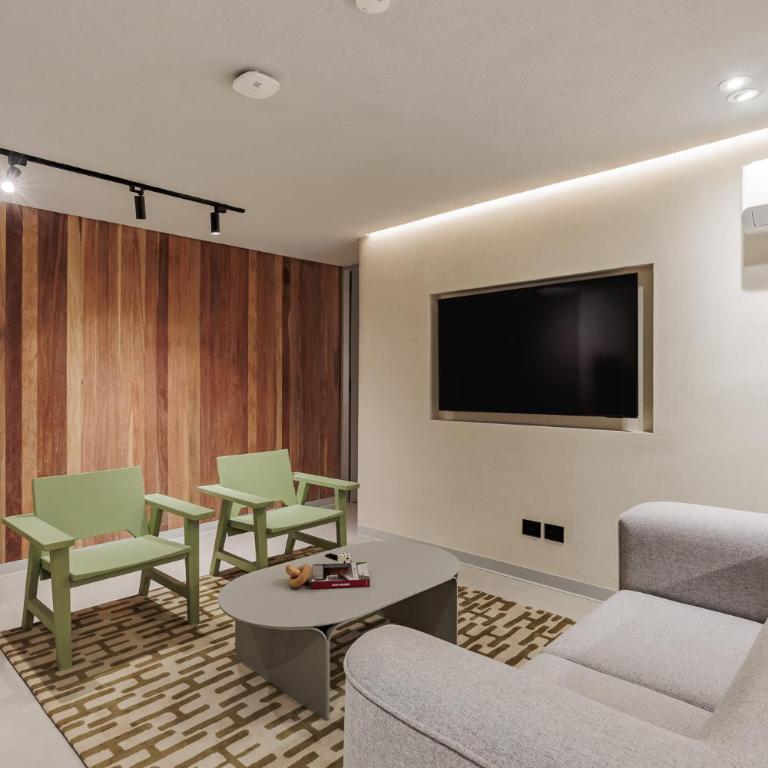 Sereno Building - Two-Bedroom Deluxe Apartment - 14