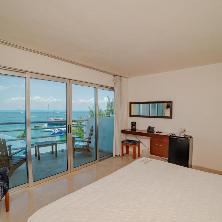 Hotel Bahia Chac Chi - Deluxe Bay View with King bed - 6