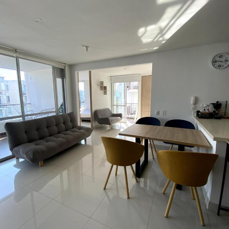 Apartamento súper parchado en Ricaurte - Apartamento de 2 dormitorios - 1