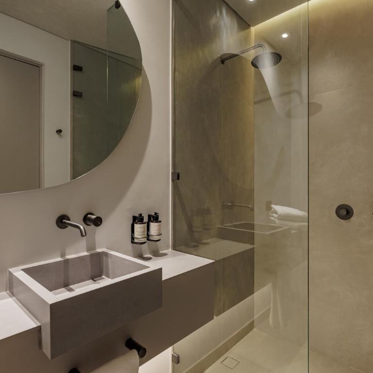 Sereno Building - Two-Bedroom Deluxe Apartment - 5