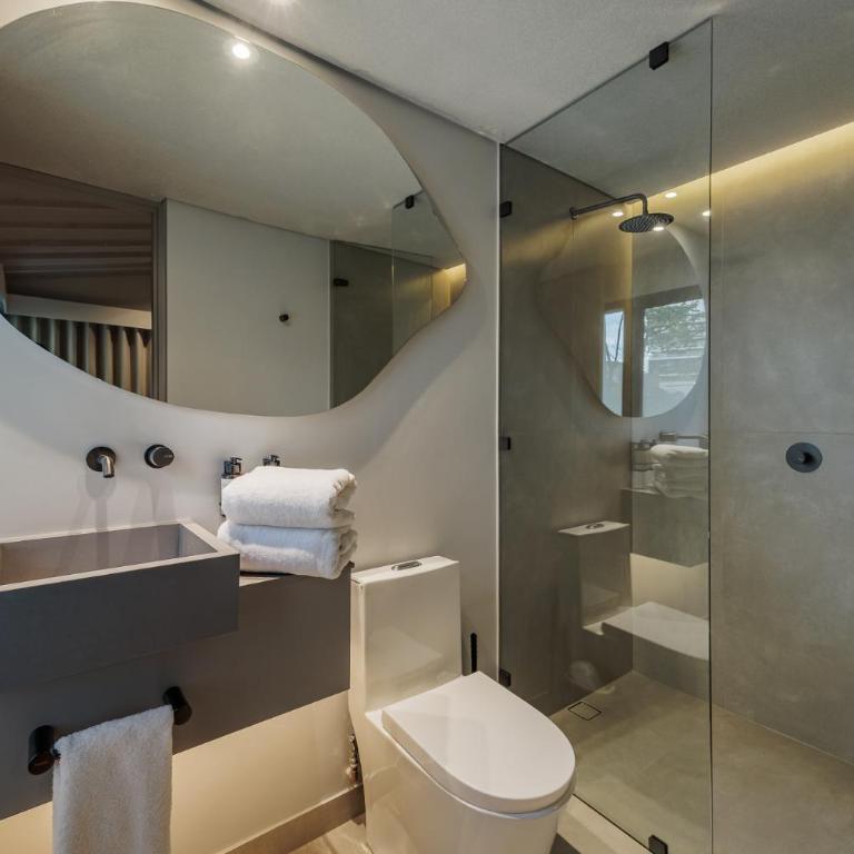 Sereno Building - Two-Bedroom Deluxe Apartment - 12