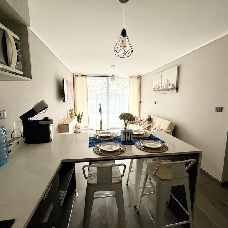 Estilo y comodidad a pasos del Estadio Nacional - Two-Bedroom Apartment - 17