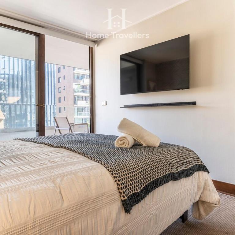 HT Amplio depto en Las Condes con estacionamiento - One-Bedroom Apartment - 13