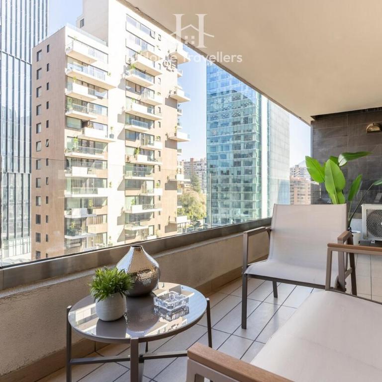HT Amplio depto en Las Condes con estacionamiento - One-Bedroom Apartment - 33