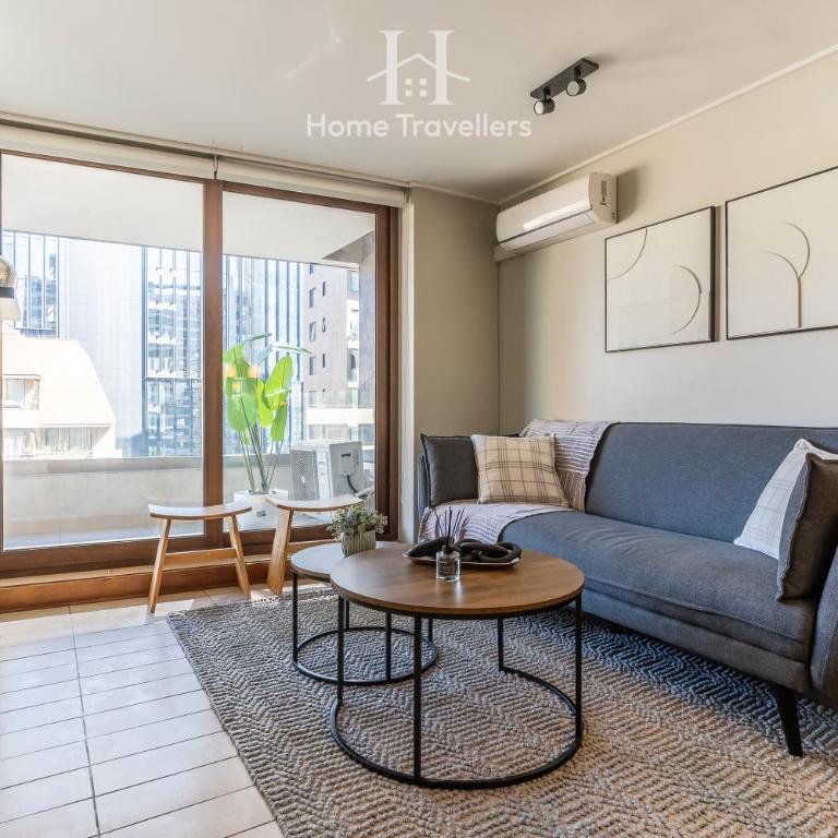 HT Amplio depto en Las Condes con estacionamiento - One-Bedroom Apartment - 60
