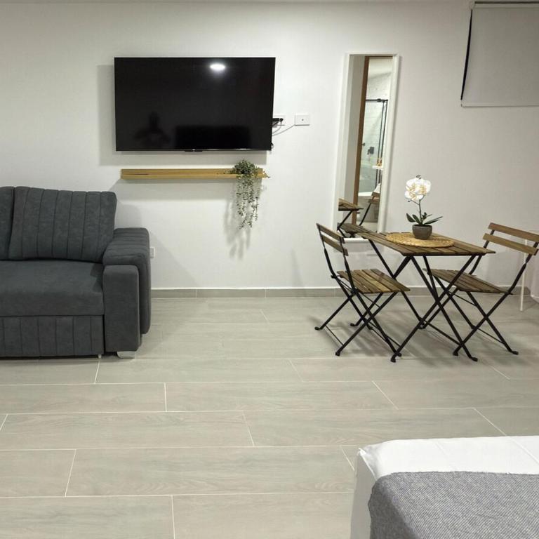 Nuevo apartamento en plaza principal de Guatape - Apartamento de 1 dormitorio - 4