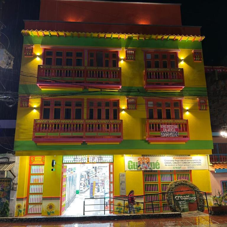 Nuevo apartamento en plaza principal de Guatape - Apartamento de 1 dormitorio - 7