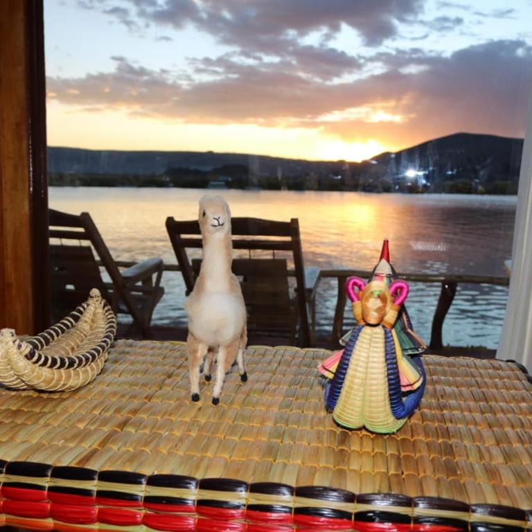 Urosflotantelodge - Suite with Lake View - 1