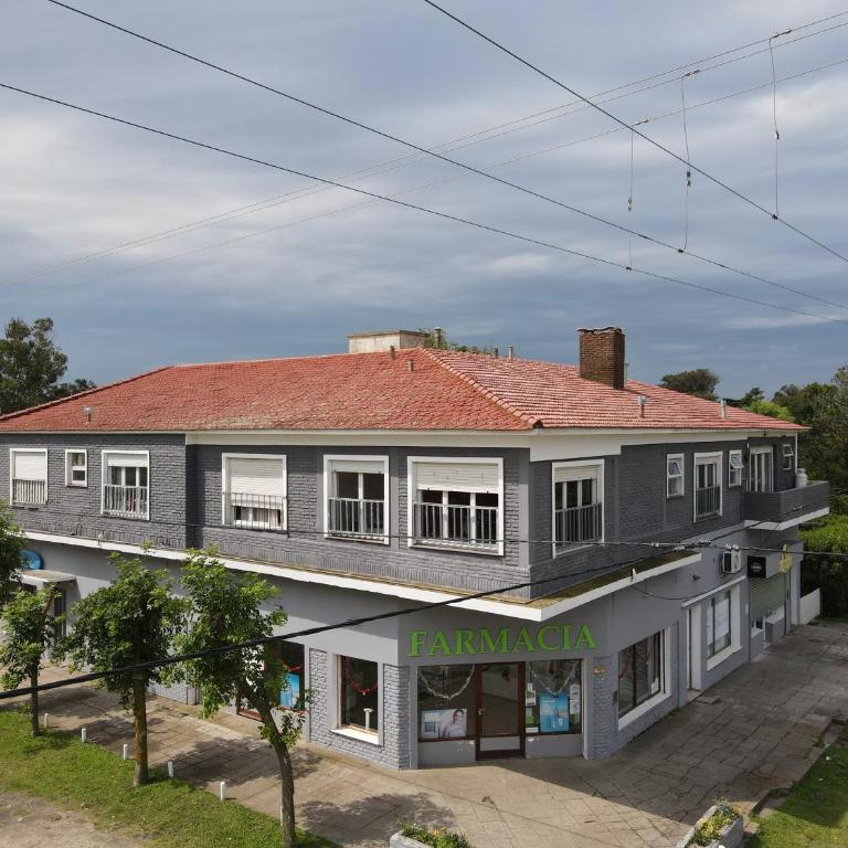 Chapa Surfhaus - One-Bedroom Apartment - 1