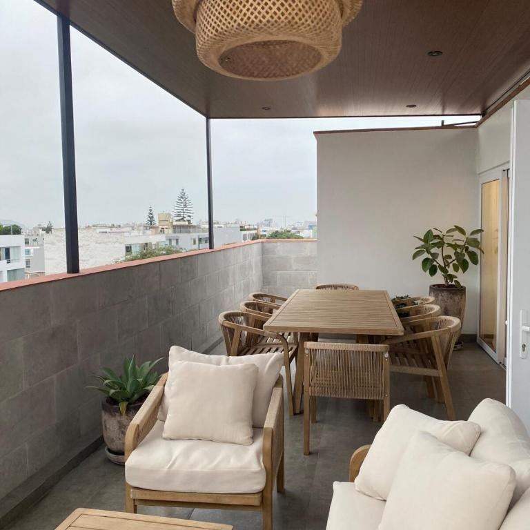 Spacious apartment in Miraflores - Apartment - 12
