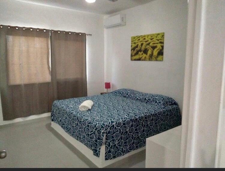 2 bed 2 bath condo, steps from the beach - Two-Bedroom Apartment - 5