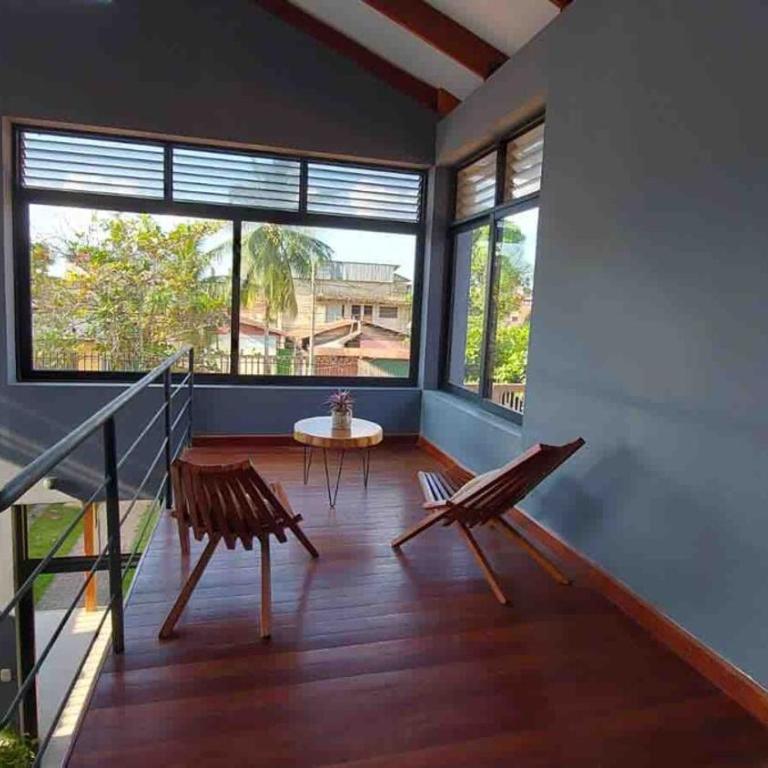 Casa completa, iluminada - One-Bedroom House - 11