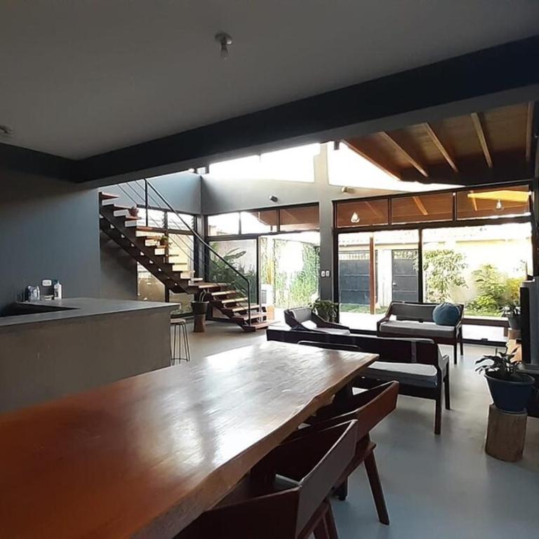 Casa completa, iluminada - One-Bedroom House - 16