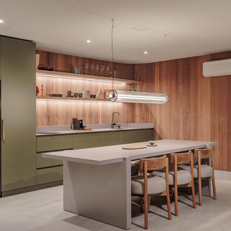 Sereno Building - Three-Bedroom Deluxe Apartment - 3