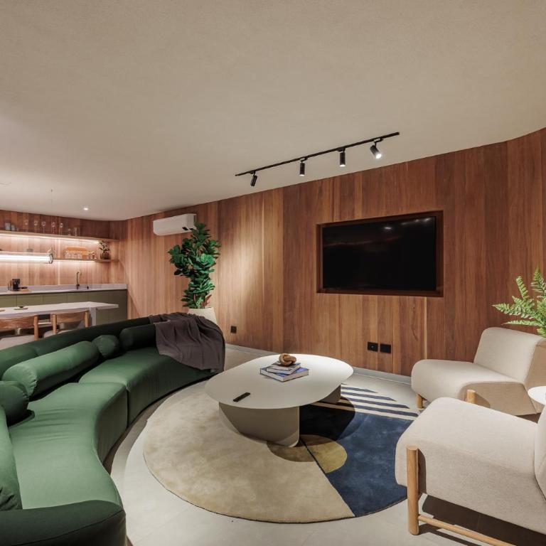 Sereno Building - Three-Bedroom Deluxe Apartment - 4