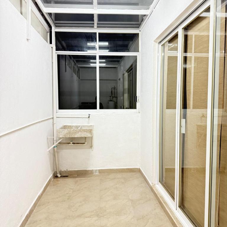 Hermoso departamento muy cerca del Angel y Reforma - Three-Bedroom Apartment - 13