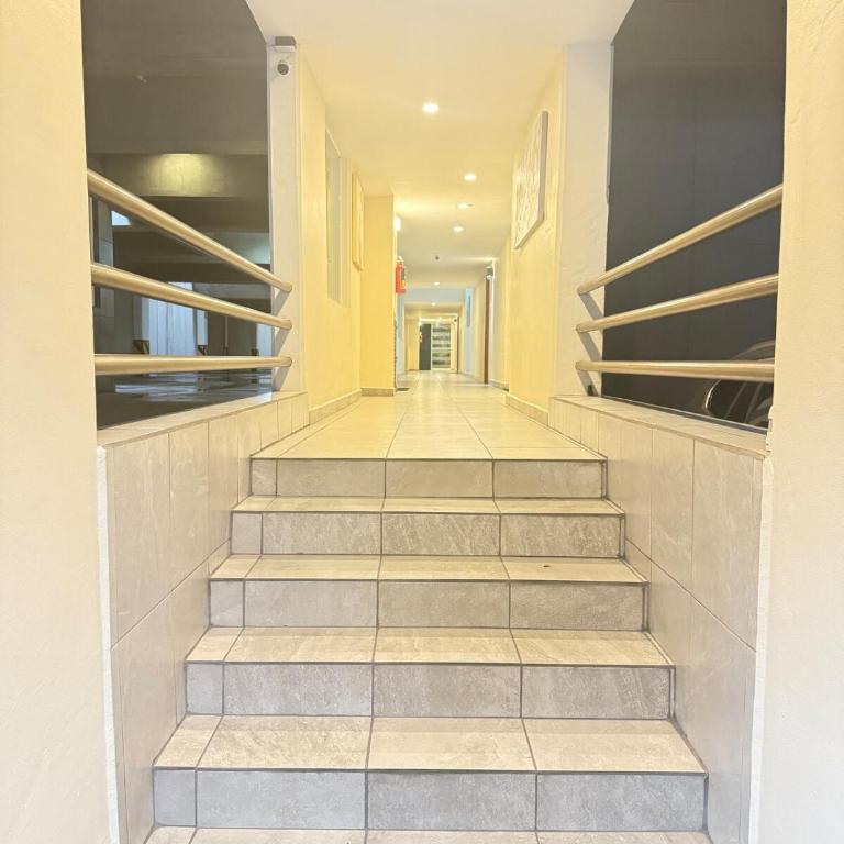 Hermoso departamento muy cerca del Angel y Reforma - Three-Bedroom Apartment - 21