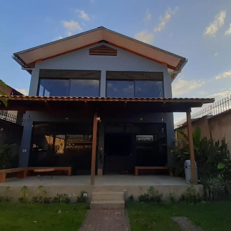 Casa completa, iluminada - One-Bedroom House - 30