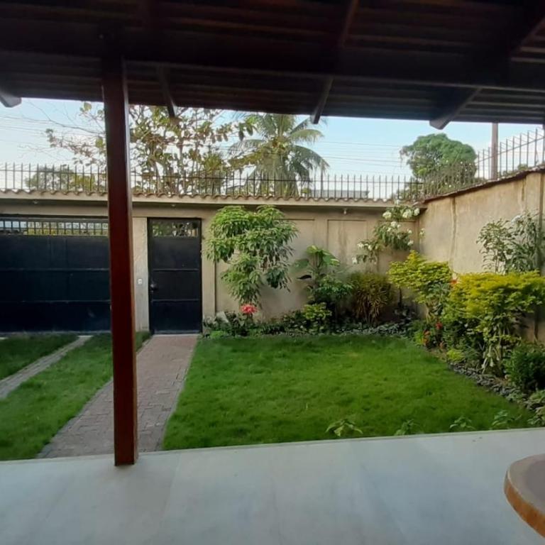 Casa completa, iluminada - One-Bedroom House - 31