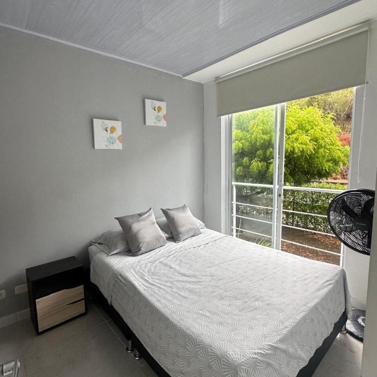 Disfruta y descansa en esta casa con Aire acondicionado - Casa de 3 dormitorios - 33