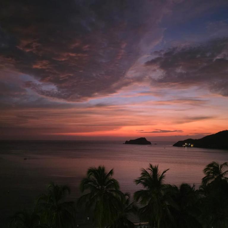 APARTAMENTO CON HERMOSA VlSTA AL MAR EN EL RODADERO - Apartment - Split Level - 18