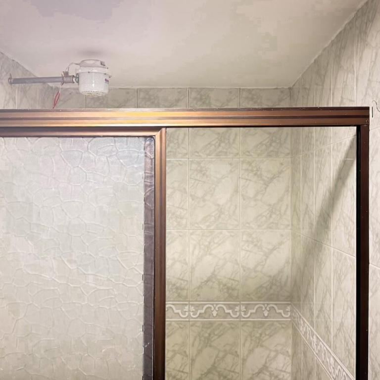 Laureles Coliving House Medellín - Five-Bedroom House - 30