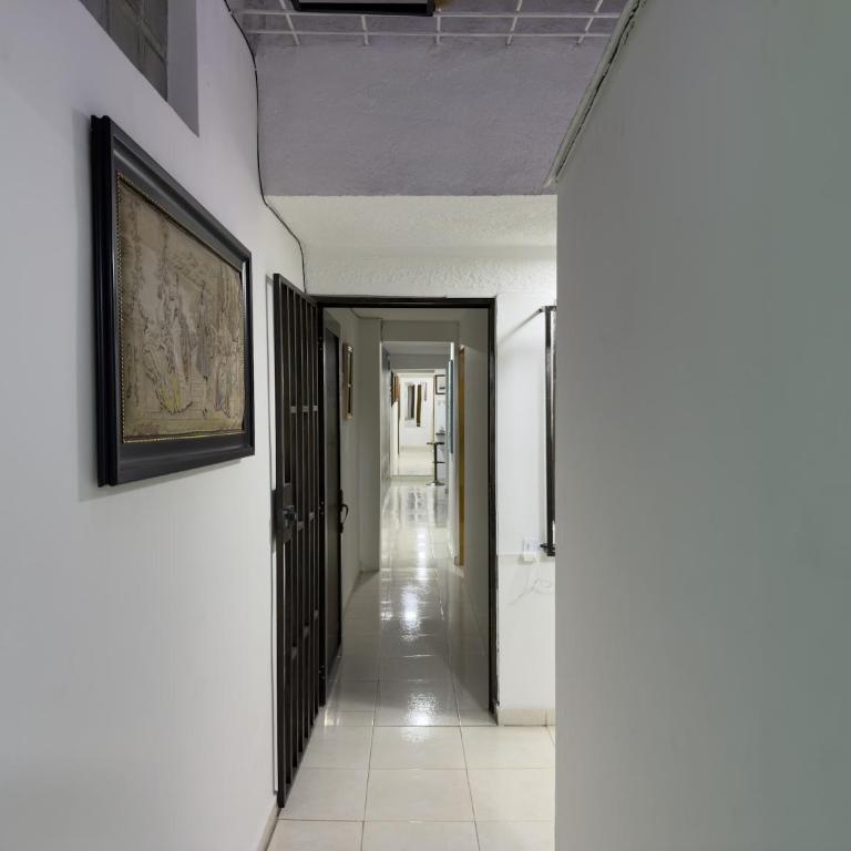 Laureles Coliving House Medellín - Double Room with Shared Bathroom - 3