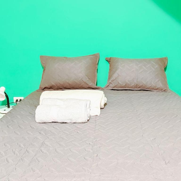 Laureles Coliving House Medellín - Double Room with Shared Bathroom - 15