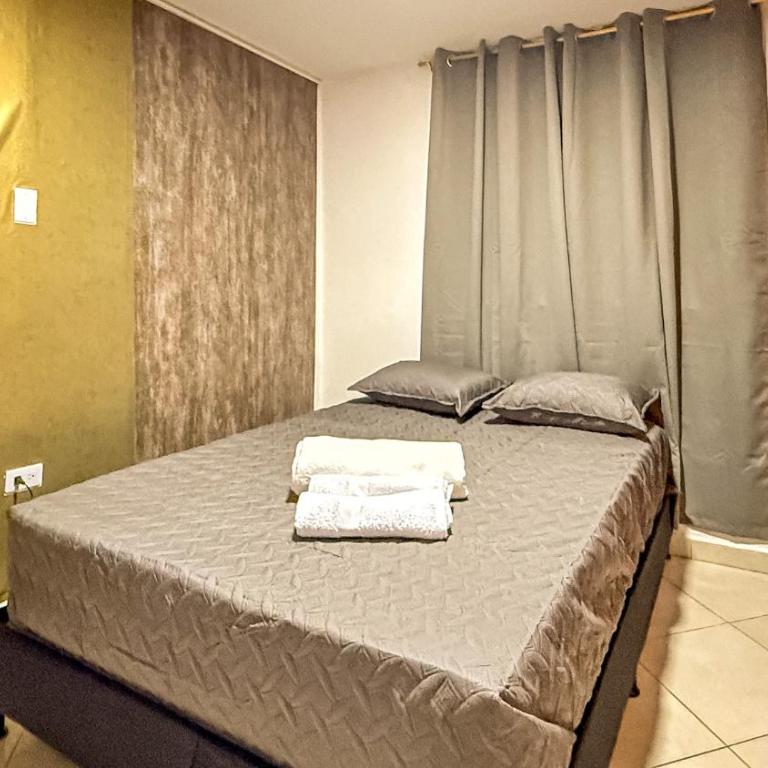 Laureles Coliving House Medellín - Five-Bedroom House - 36