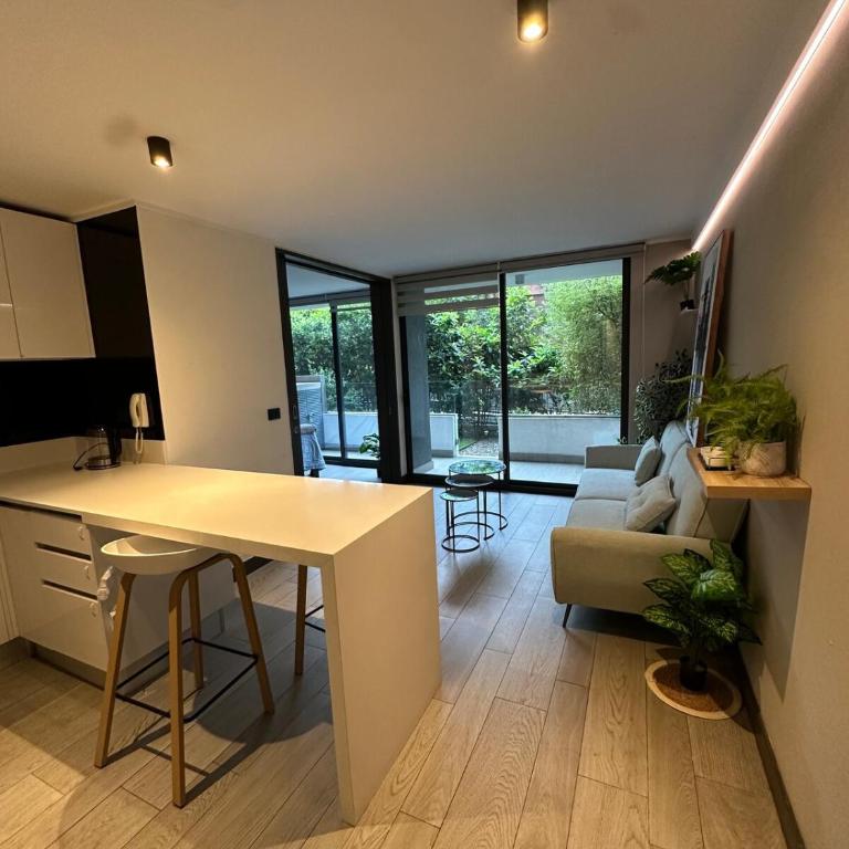 Cómodo y moderno departamento - One-Bedroom Apartment - 2