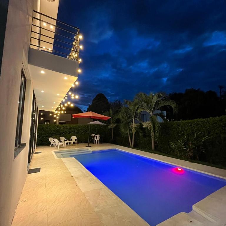 Sunset Private Villa in Ricaurte - Villa - 53