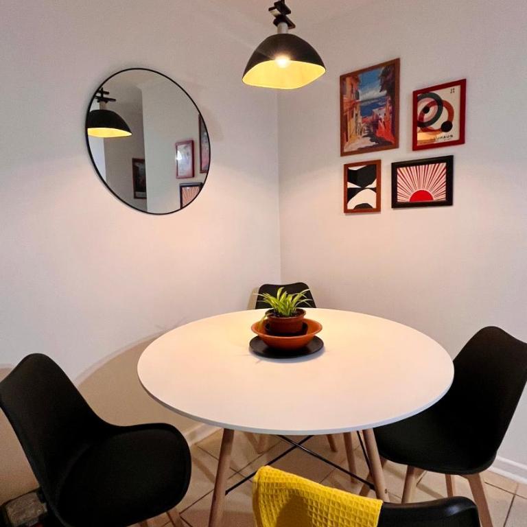 Apartment with parking - Three-Bedroom Apartment - 6