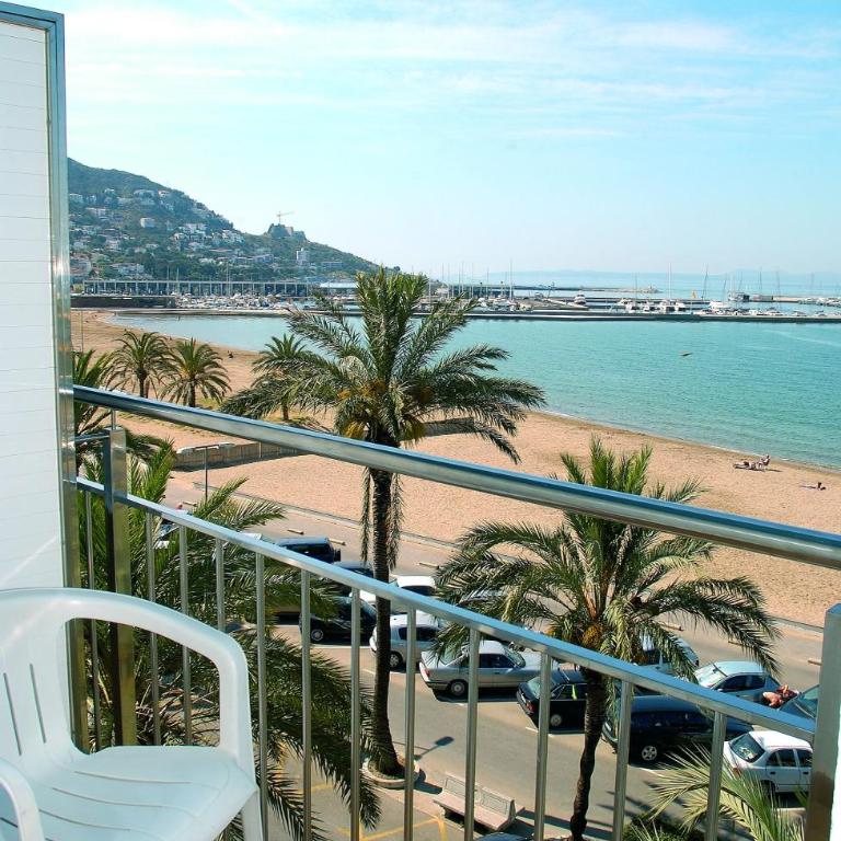 Hotel Risech - Habitación Doble con vistas al mar - 1 o 2 camas - 18