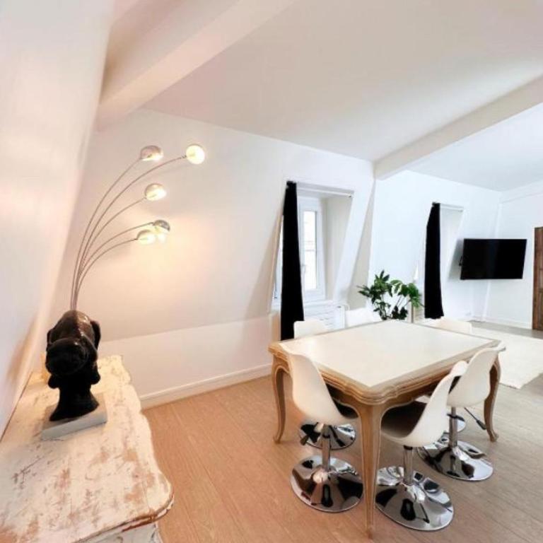 Champs-Élysées Montaigne luxe - One-Bedroom Apartment - 6