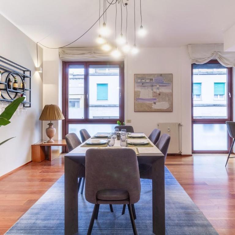 Duomo Central Square 3BR - Appartamento con 3 Camere da Letto - 24