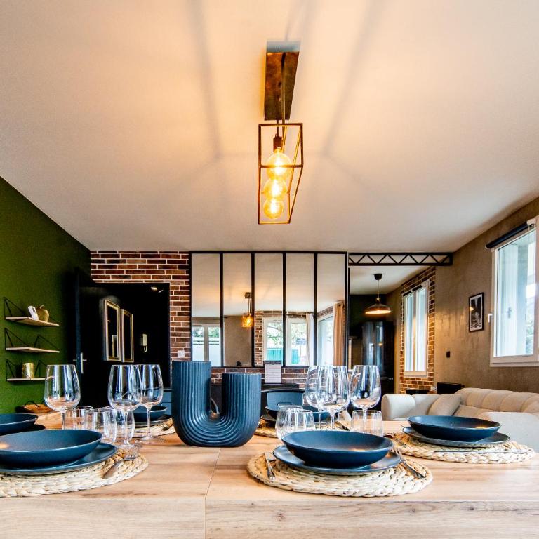 L'Industriel - Proche Hôpital - Parking - Balcon - Two-Bedroom Apartment - 15