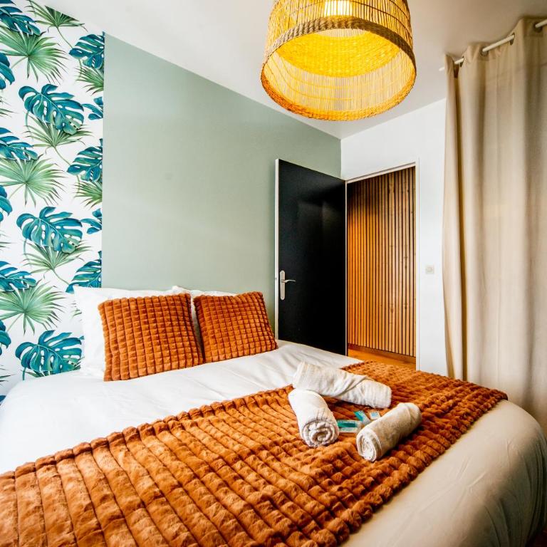L'Industriel - Proche Hôpital - Parking - Balcon - Two-Bedroom Apartment - 8