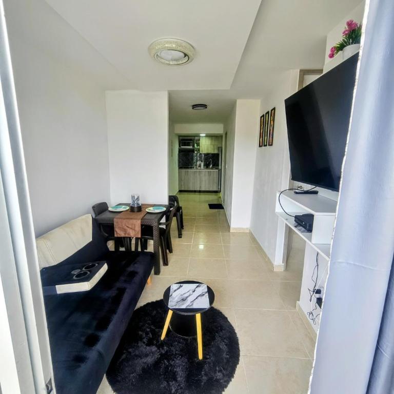 Apartamento Moderno 2H cerca Aeropuerto, Playas y Centro Historico - Three-Bedroom Apartment - 14