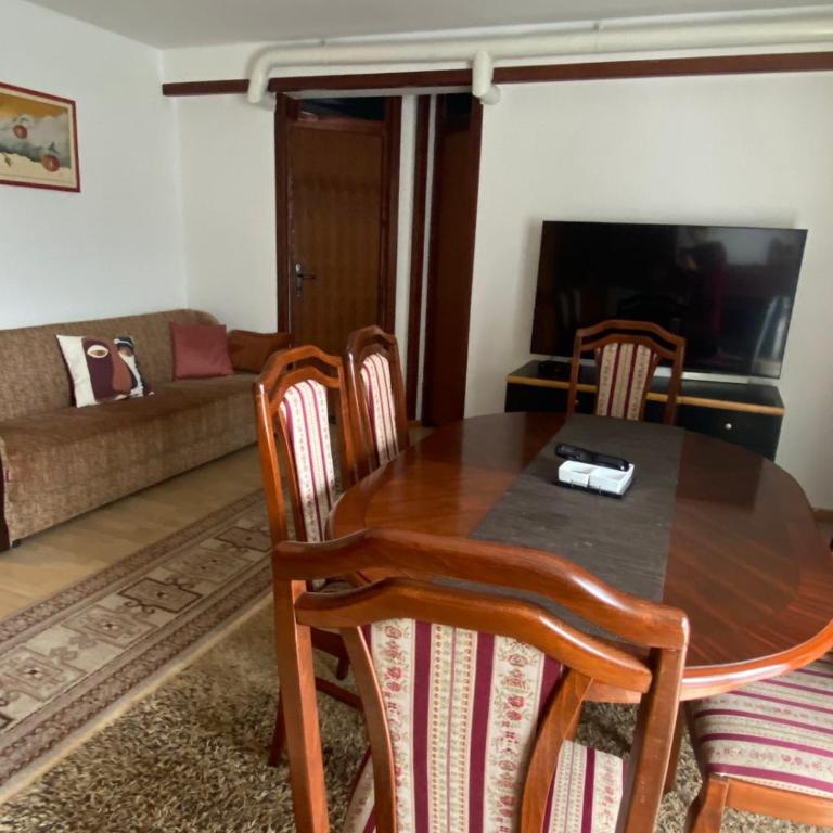 Pine Heaven - Cozy 2 Bedroom apartment - Nature View 15m2 Balcony - Two-Bedroom Apartment - 6