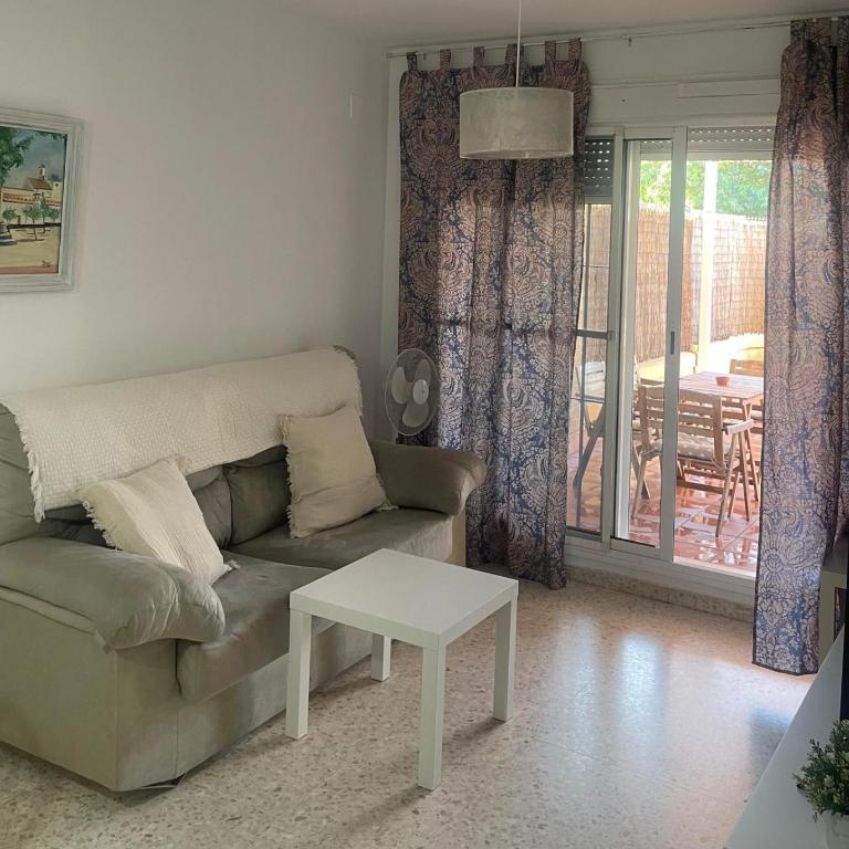 Puerta de Doñana: Playa y centro a un paso. - Apartamento de 2 dormitorios - 1