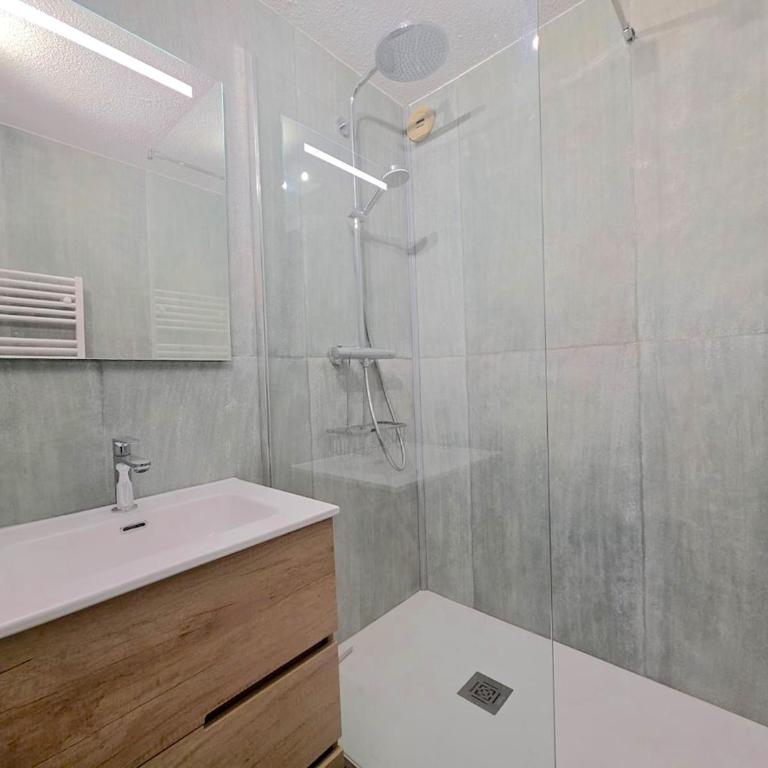 Superbe T3 rénové - Vue imprenable sud - Apartment mit 2 Schlafzimmern - 8