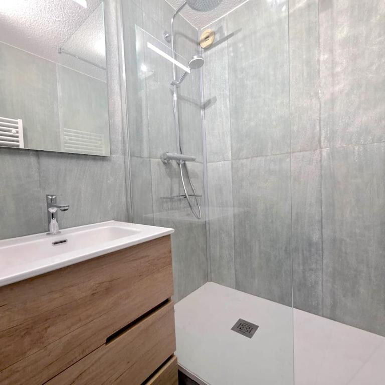 Superbe T3 rénové - Vue imprenable sud - Apartment mit 2 Schlafzimmern - 18