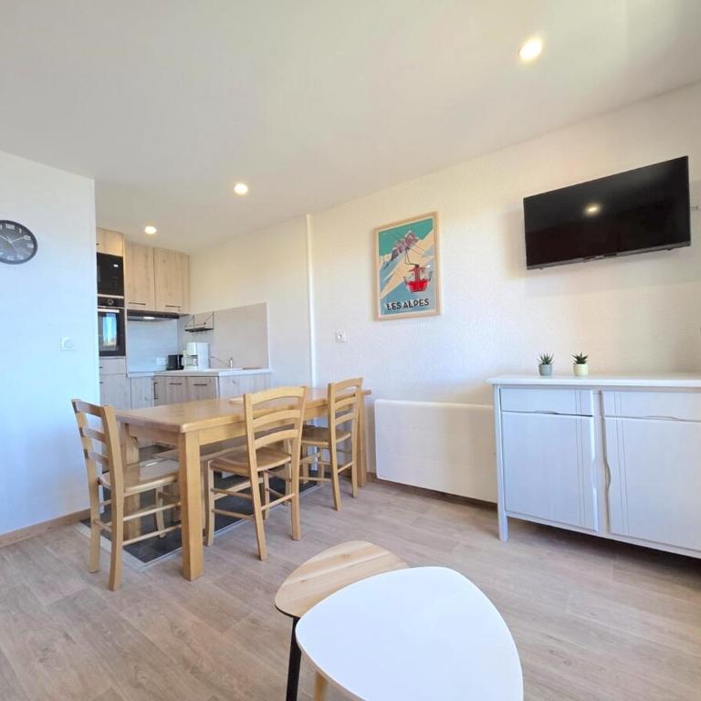 Superbe T3 rénové - Vue imprenable sud - Apartment mit 2 Schlafzimmern - 23