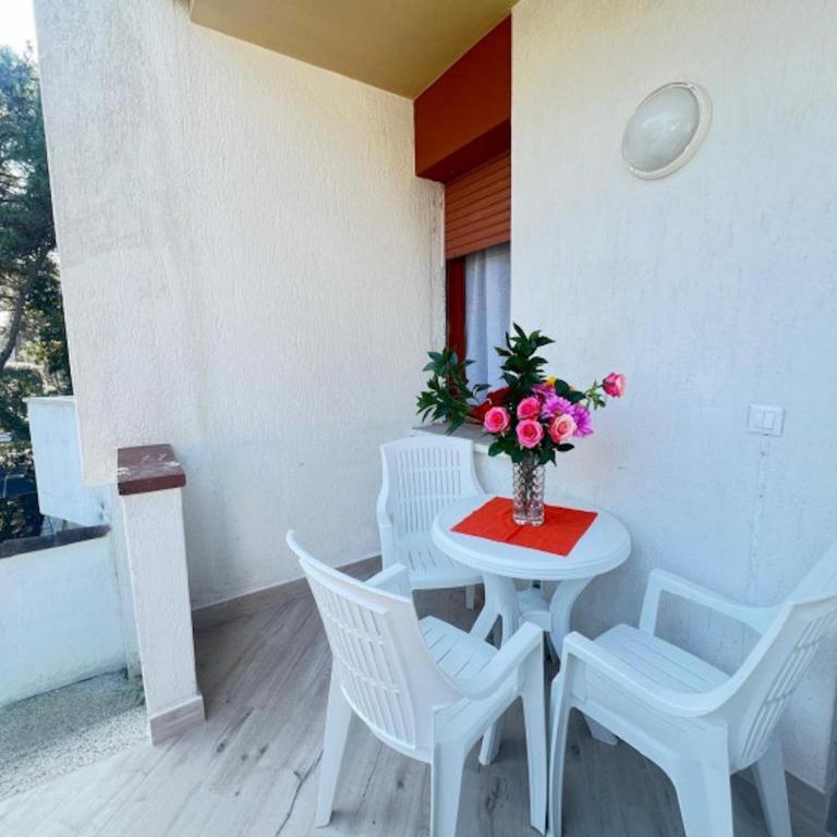 Charming cottage in a quiet area - Appartamento - 10