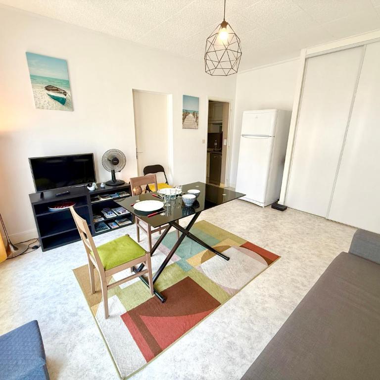 L'Evasion, proche plage avec Wifi et place de parking, Foncillon - Royan - One-Bedroom Apartment with Balcony - 24