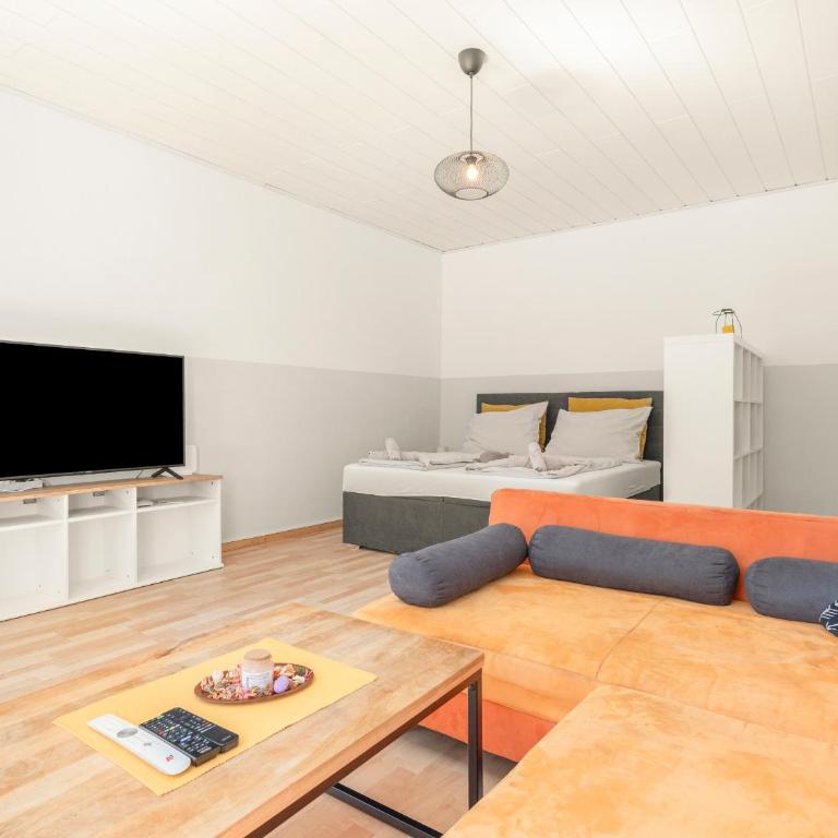 Komfortable Gartenwohnung im Villenviertel 2 Schlafzimmer mit Terrasse - Apartment mit 2 Schlafzimmern - 14