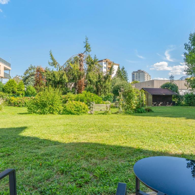 Komfortable Gartenwohnung im Villenviertel 2 Schlafzimmer mit Terrasse - Apartment mit 2 Schlafzimmern - 30