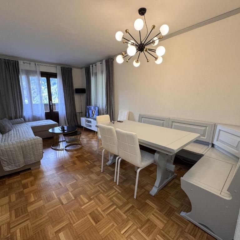 012 Trilocale, Pinzolo - Apartment mit 2 Schlafzimmern und Aussicht - 1