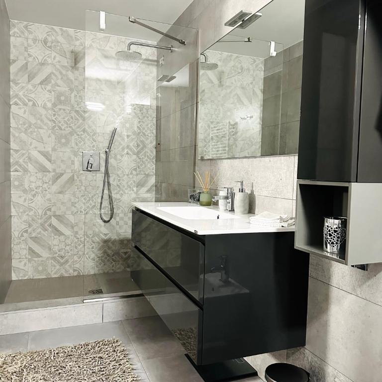 Paradise Luxury apartments - Appartamento con 3 Camere da Letto - Piano Terra - 5