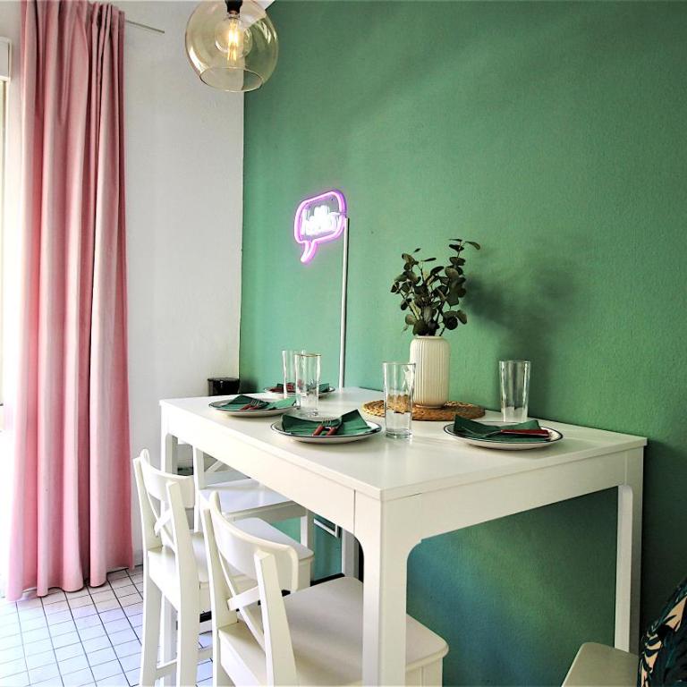 homie stay schiestlstraße - Moderne Altbauapartments, Nahe Stadtzentrum & Weinberge - Apartment mit 2 Schlafzimmern, mit Balkon und Garage - 17